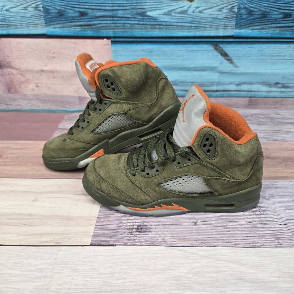 Jordan 5 Retro Mid Olive Green Youth Size 5.5 5.5Y 2024 - 440888-308 Jumpman